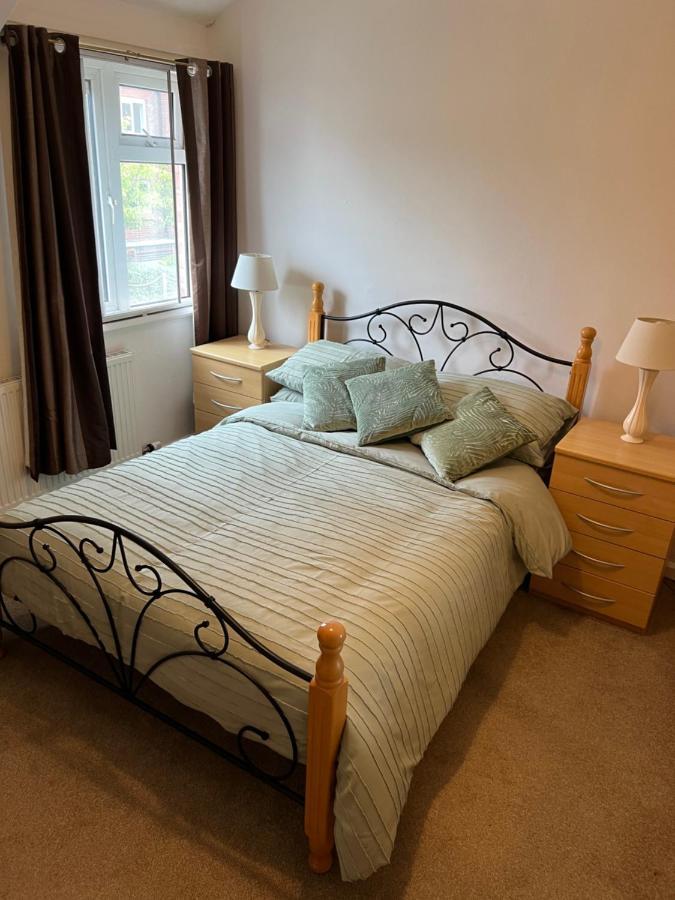 2 Bed Cottage Chester Exterior foto